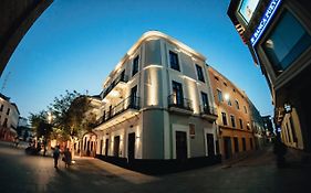 Apartamentos Plaza de España 6
